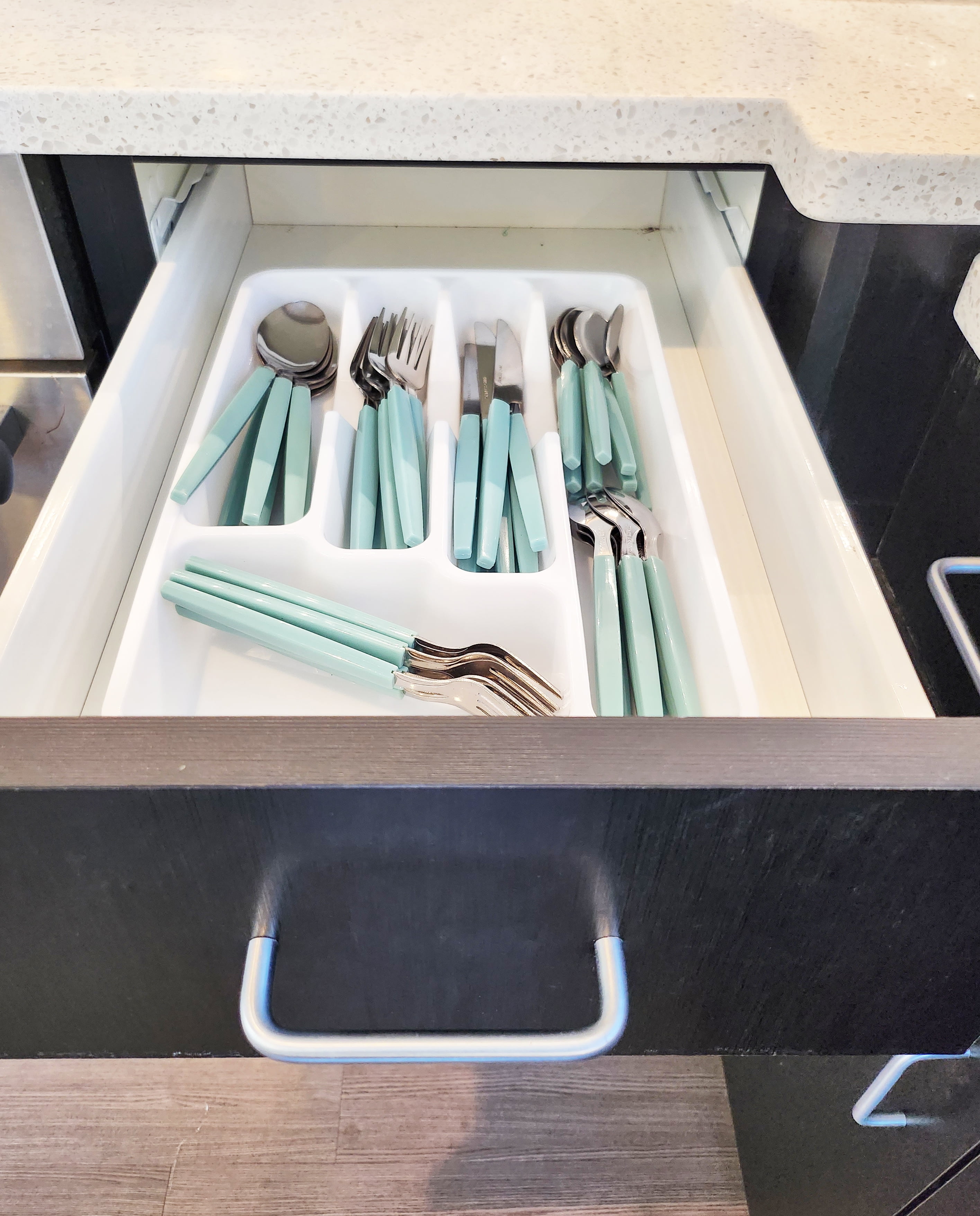 Mainstays 49-Piece Stainless Steel and Plastic Flatware Set with Tray, Teal Blue, Service for 8