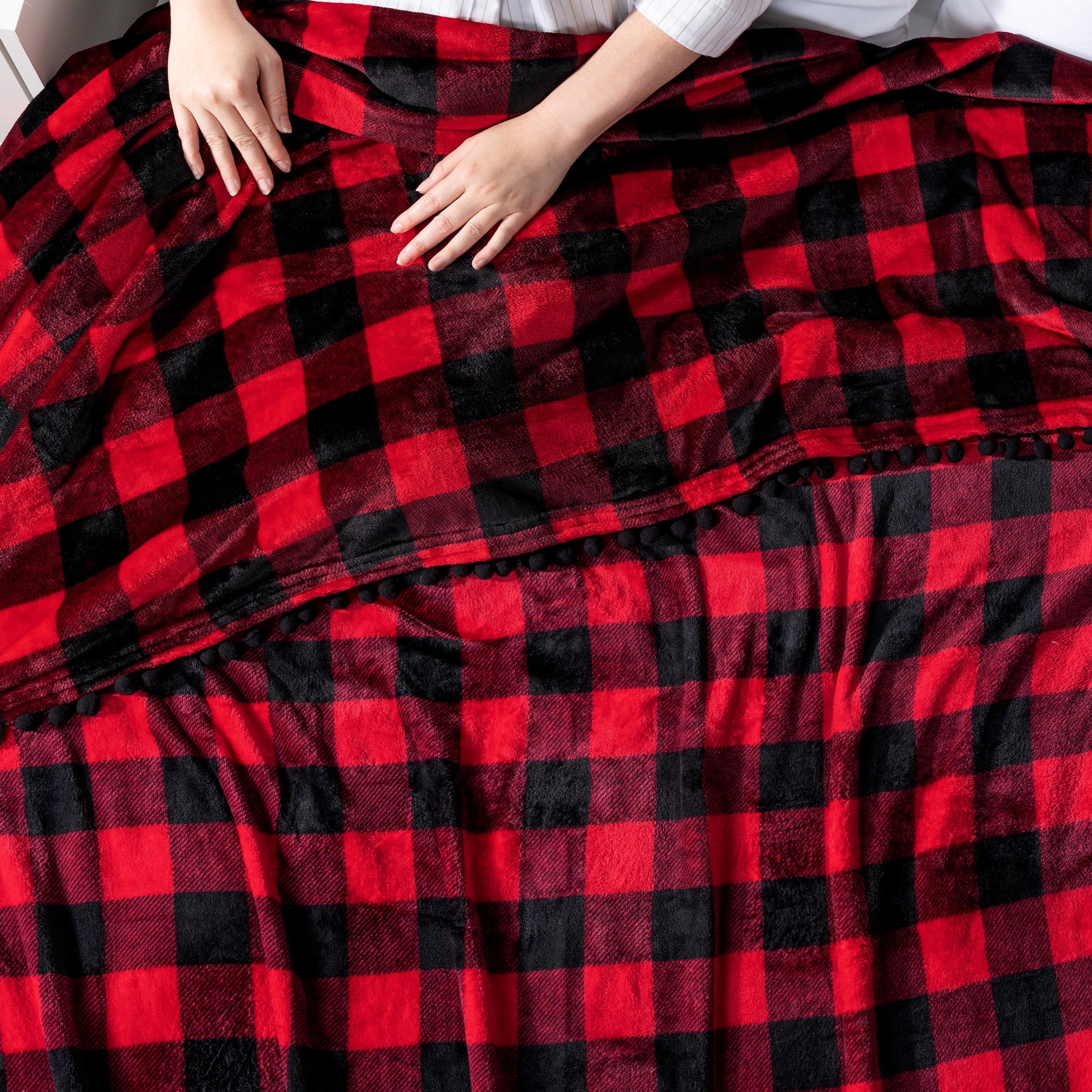 PAVILIA Black Red Fleece Throw Blanket for Couch with Pom Pom Fringe, Buffalo Checkered Plaid, Soft Cozy Fuzzy Flannel Blanket for Sofa Bed, Large Lightweight Plush All Season Throw, 60x80 Inches