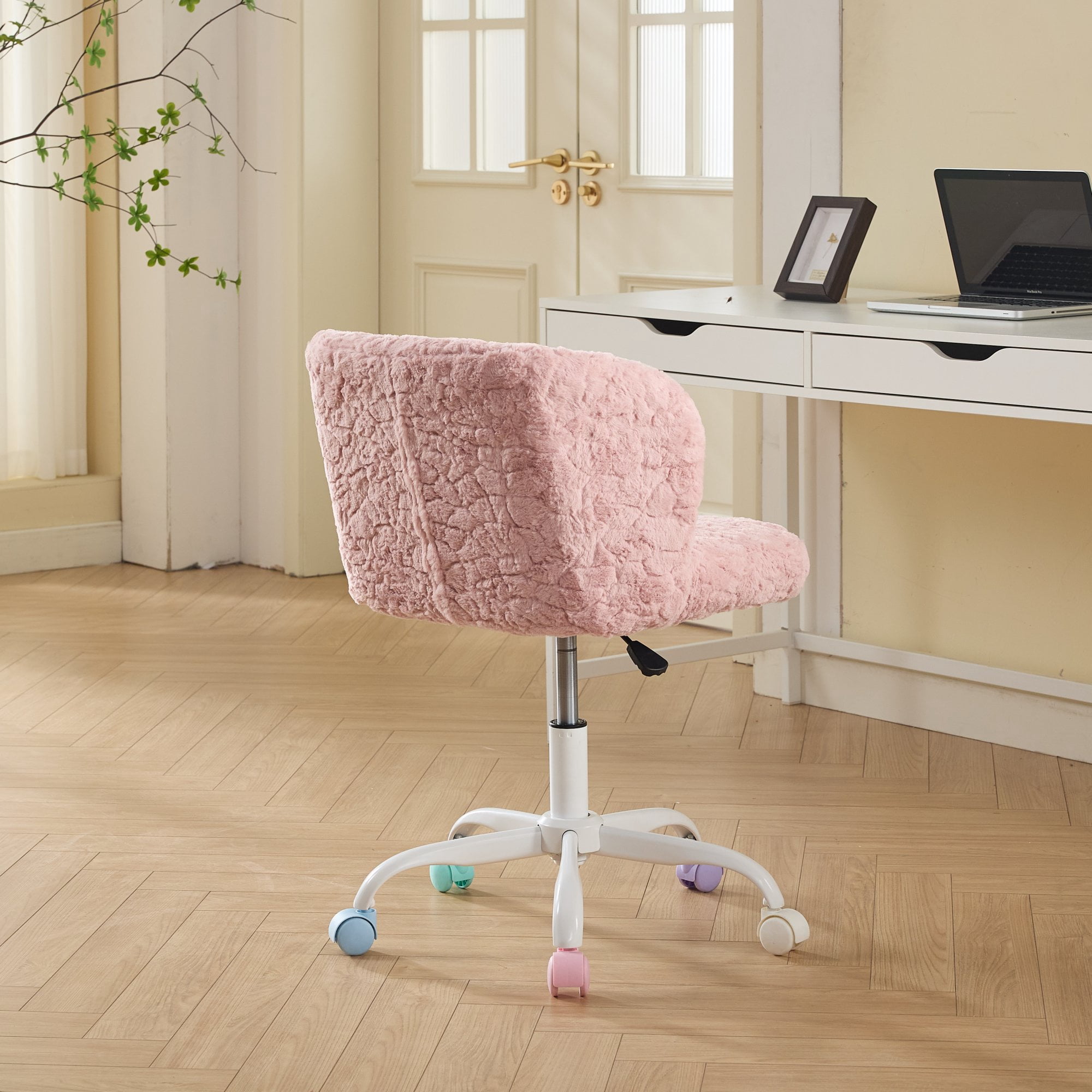 Fluffy Faux Alpaca Fur Vanity Chair with Gold Metal Base, Adjustable Swivel Chair with Gas Lift & Reclining Function,Pink