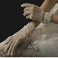 thumbnail image 3 of Guantes de encaje nupcial para boda, guantes de perlas transparentes, elegantes guantes de dedo completo, fiesta de graduación, ópera, cena, Cosplay para mujeres y niñas (blanco), 3 of 4