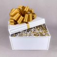 thumbnail image 2 of Oxfrd & Comma Coffret Cadeau de Luxe, Blanc avec Coutures Dorées, Grand Carré, 2 of 6