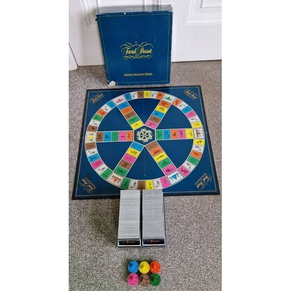 Pre-Owned Trivial Pursuit (Master Game - Genus Edition) VG+/EX