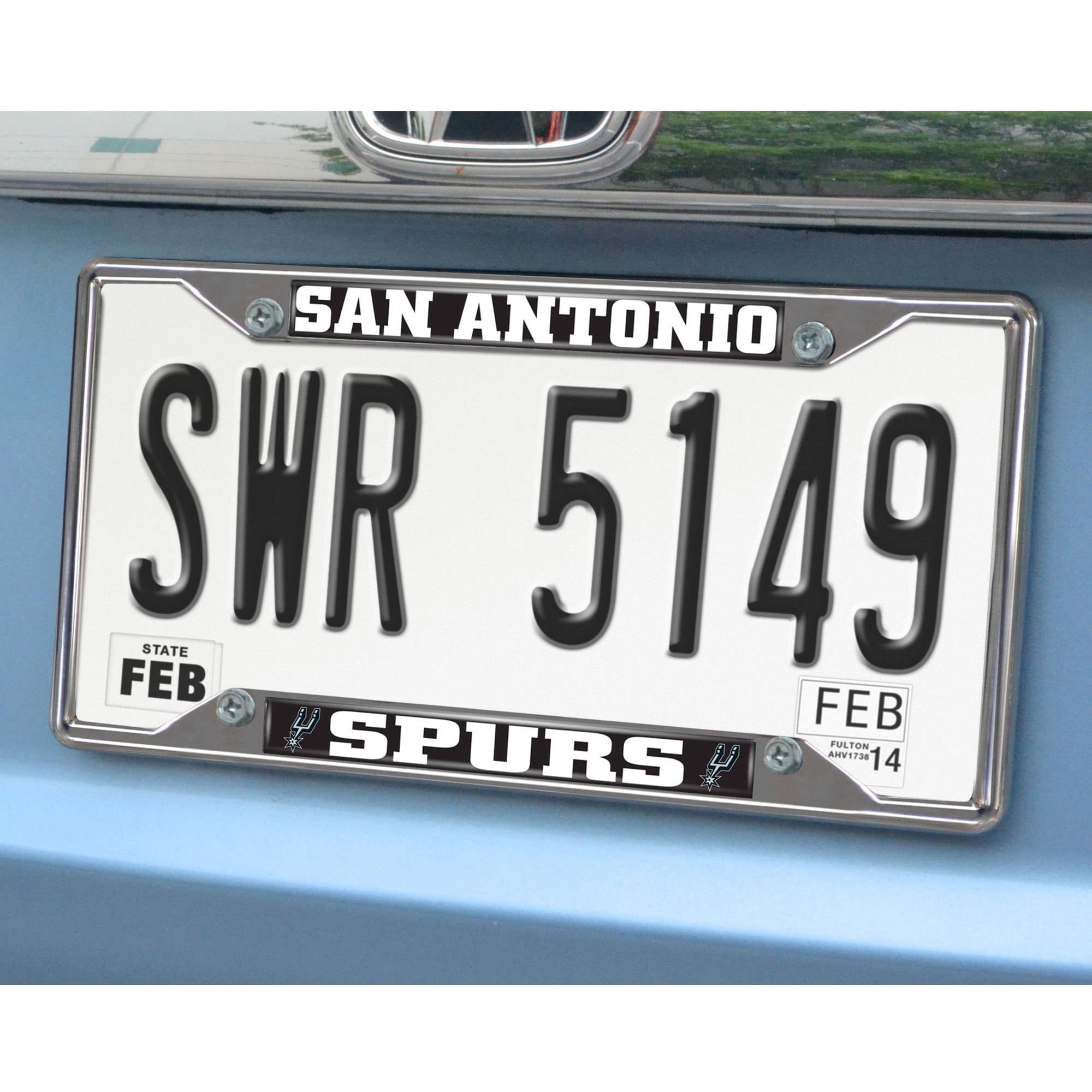 Fanmats 14892 San Antonio Spurs Chrome Metal License Plate Frame 6.25inx  12.25in