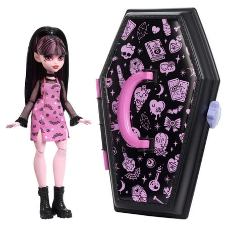 Monster High Draculaura Doll and Beauty Accessories, Goreganizer with Stamp Pen, Stickers and More