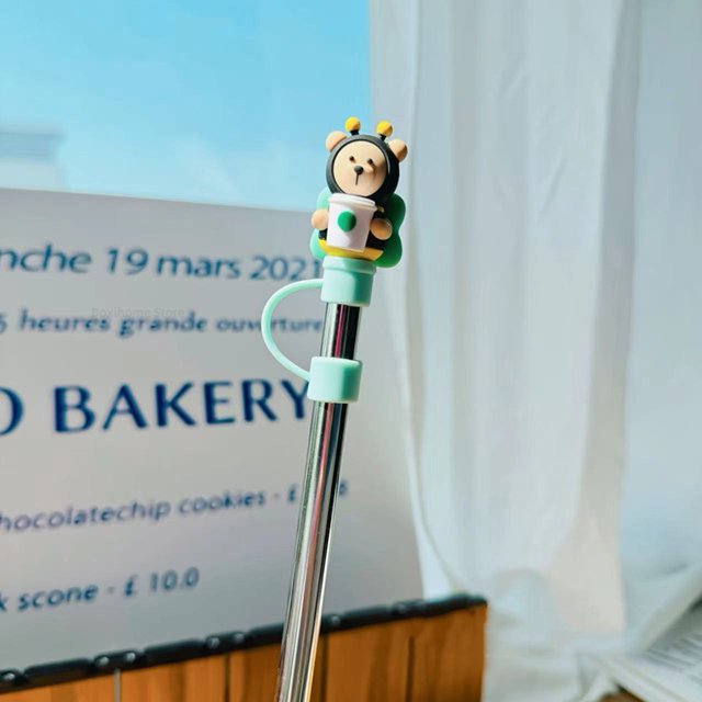 Bonita funda de silicona para pajita para Stanley de 9 a 10 mm, tapón de silicona resistente al calor con dibujos animados, accesorio para taza de agua potable
