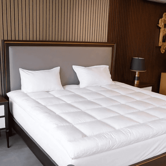 King Mattress Topper – Extra Thick 3-4 Inch Quilted Pad, 800 GSM Fill, Soft Down Alternative Pillow Top Cover, Deep Pocket 8”-21”, Machine Washable, White