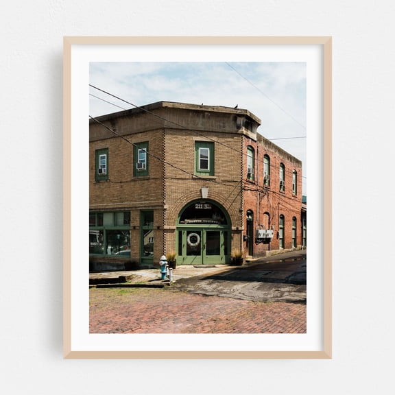 Hinton Architecutural 01 - Hinton West Virginia Photography Oak Framed Wall Art Print 16 x 20 inches
