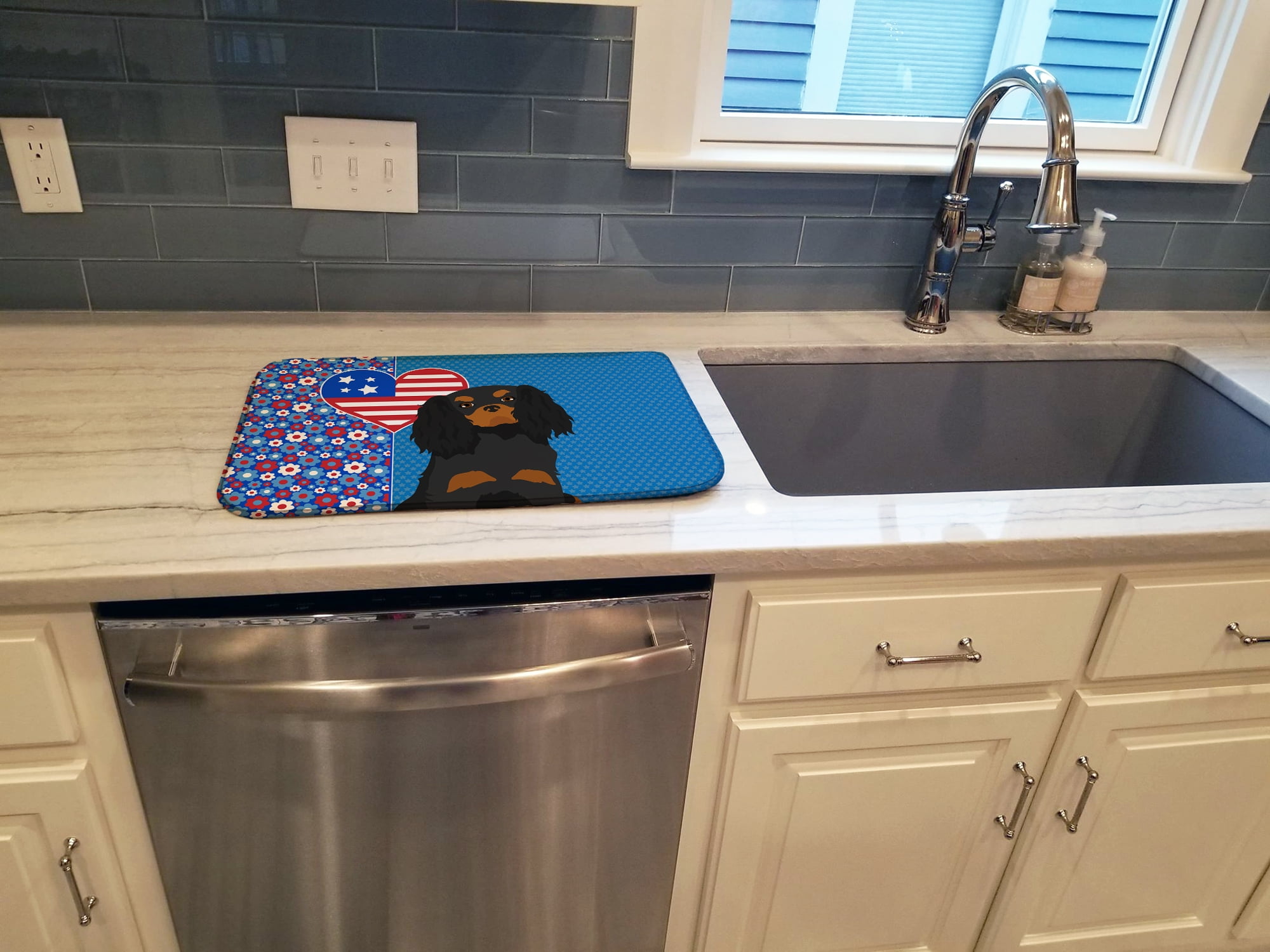 Black and Tan Cavalier Spaniel USA American Dish Drying Mat 14 in x 21 in