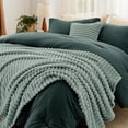 thumbnail image 1 of Juego de edredón Bedsure King Size con manta de forro polar verde, 1 of 9
