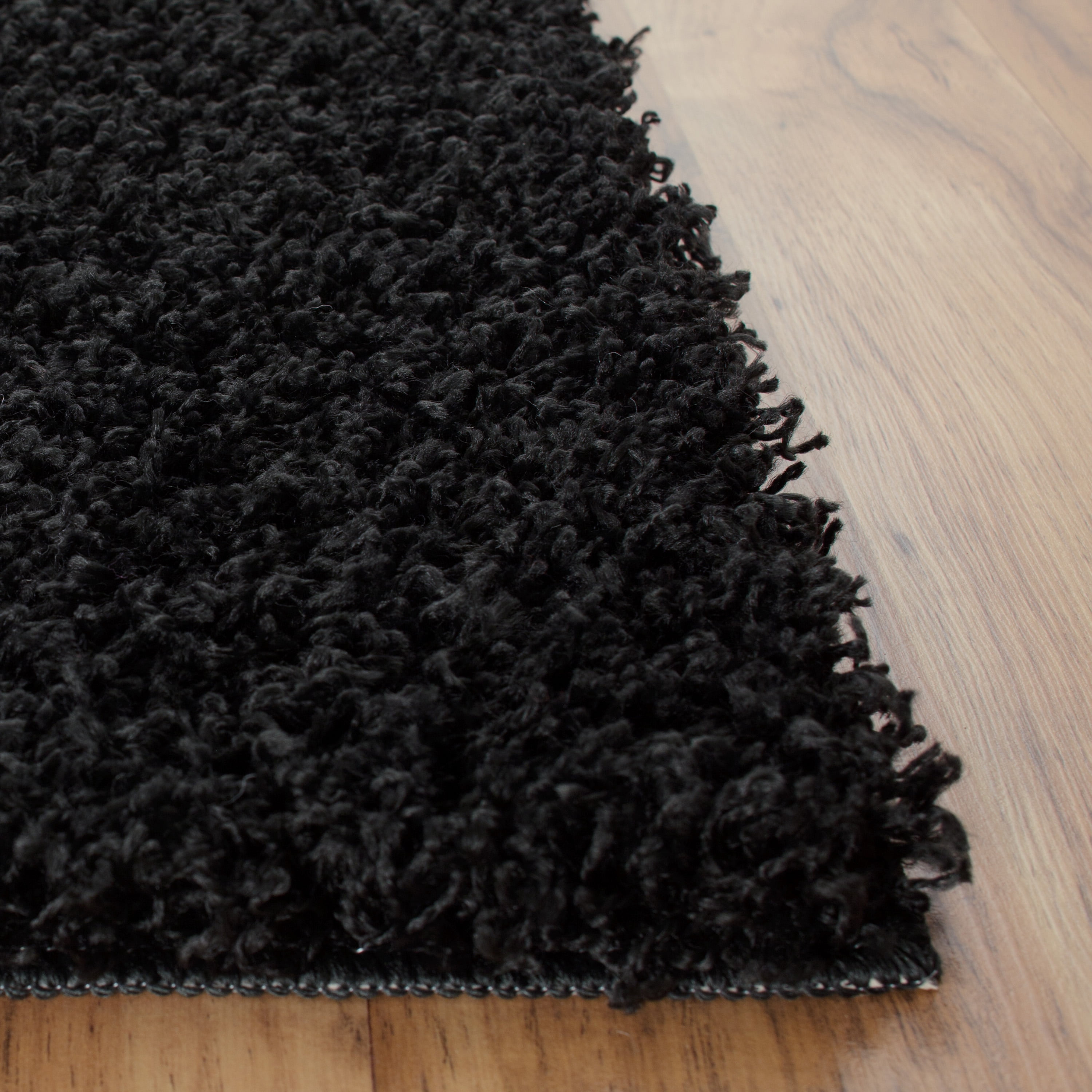 Mainstays Traditional Solid Black Shag Tufted Indoor Accent Rug, 1'8"x2'10"