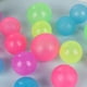 thumbnail image 3 of Juguetes novedosos con bola adhesiva de techo brillante (5 piezas) (color aleatorio) Sailing  Electrónica, 3 of 5