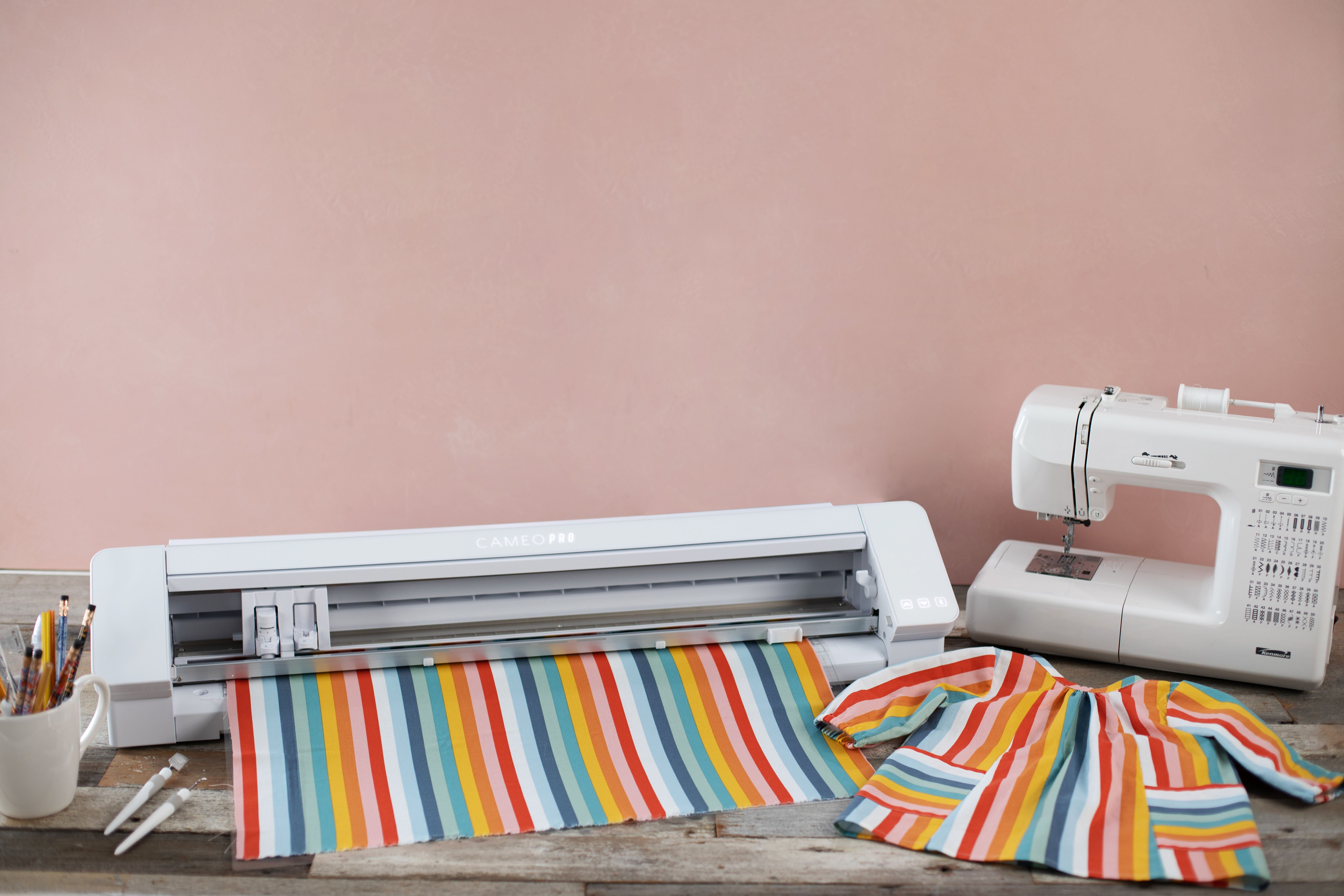Silhouette Cameo 4 Pro electronic cutting machine, 24 inch, white