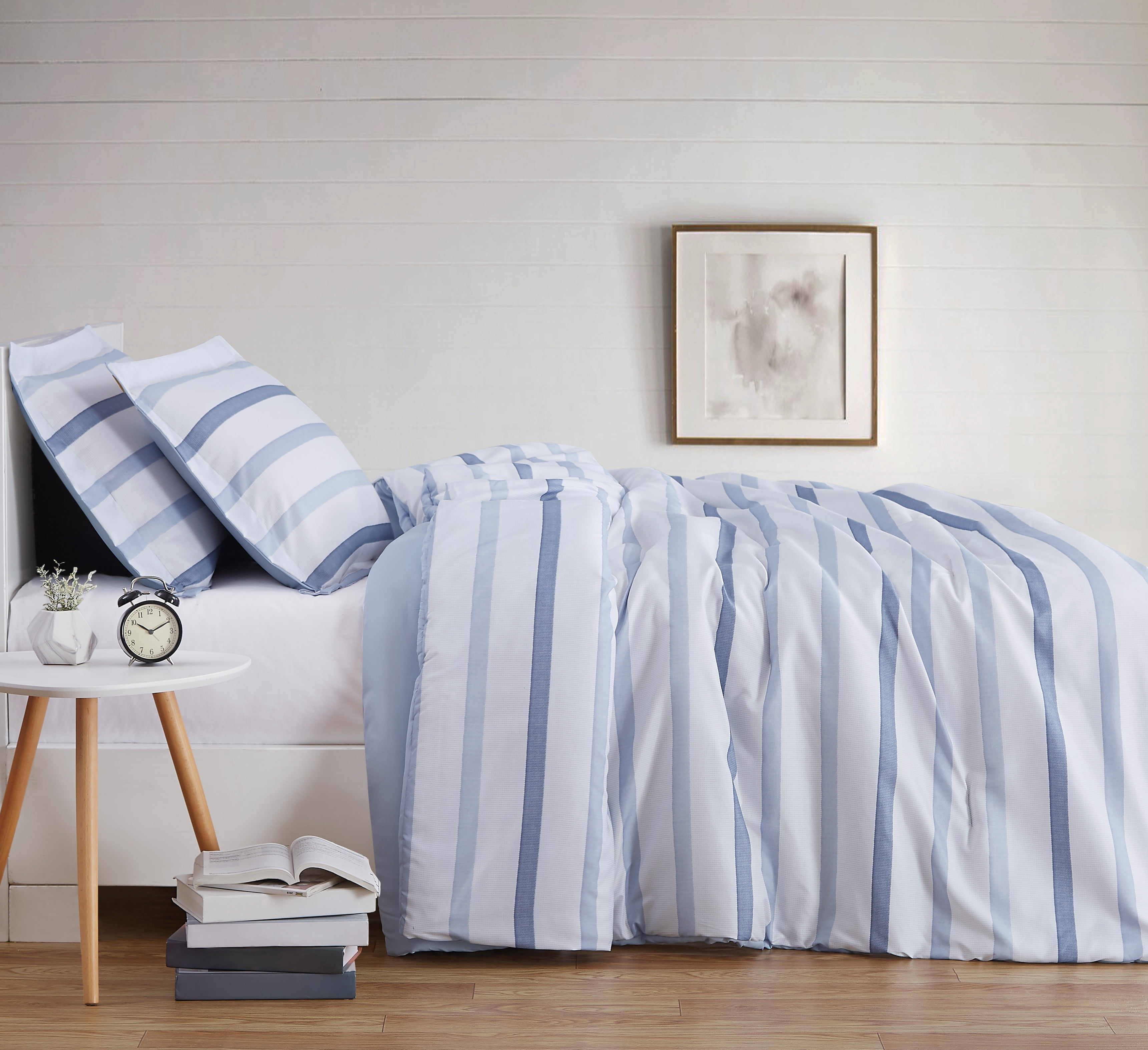 Truly Soft Waffle Stripe White and Blue Polyester 3-Piece Full/Queen Comforter Set, stripe themed, for Men and Women, OEKO-TEX Certified Confidence