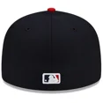 thumbnail image 4 of New Era Marine/rouge Cleveland Guardians Collection Authentique sur le Terrain 59FIFTY, 4 of 12