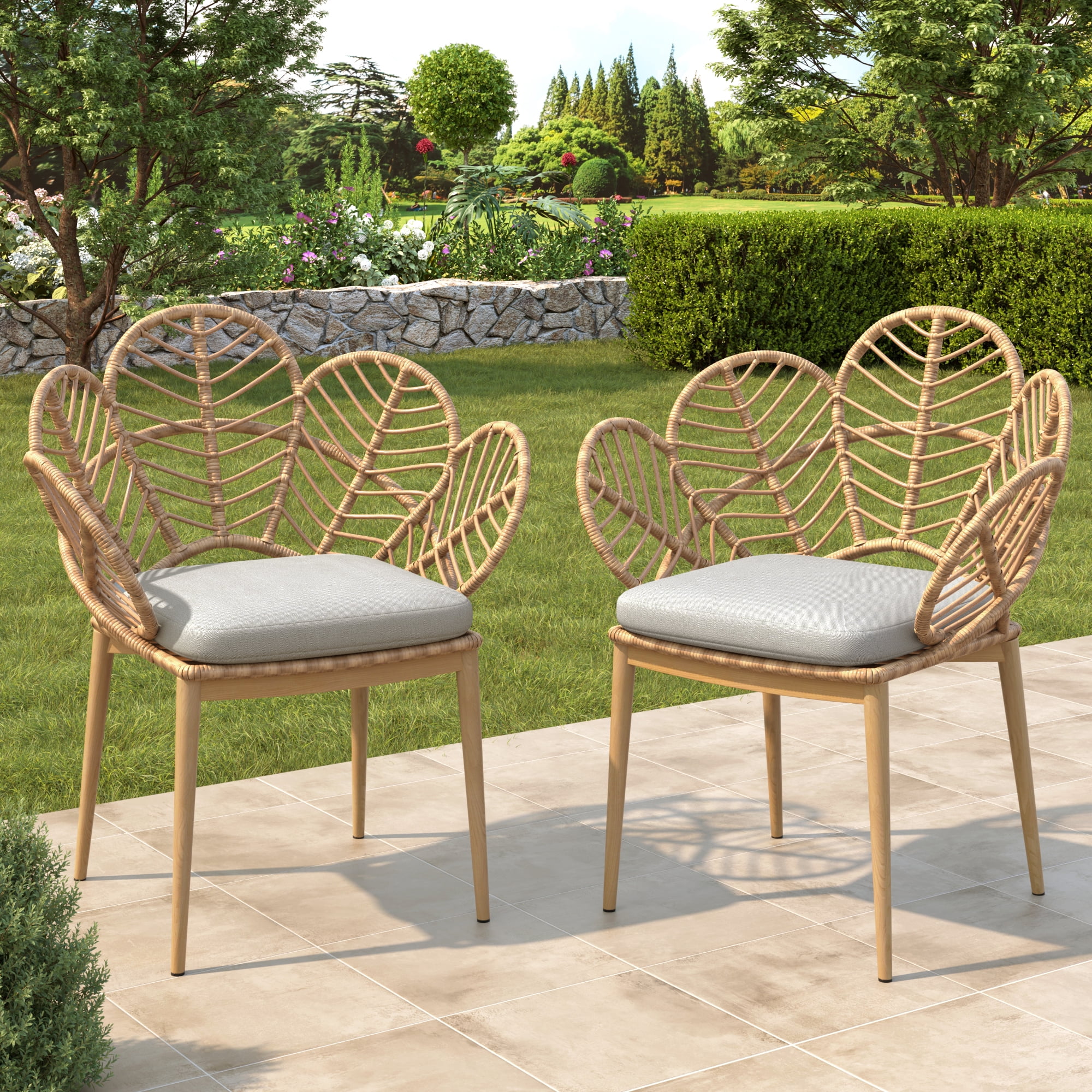 Outdoor Wicker Peacock Shape Papasan Style Chair for Patio Garden, Light Brown