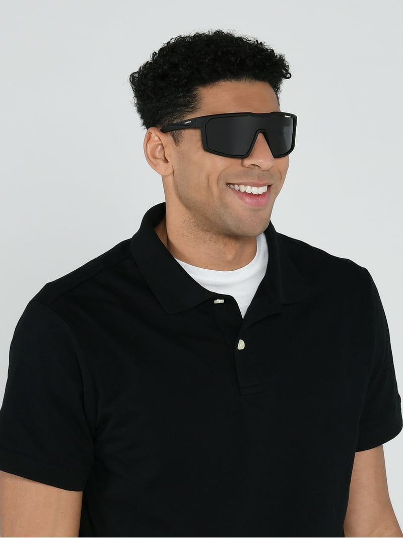 ファム Foster Grant IRONMAN® Black Wrap-Around Men's Polarized Sunglasses