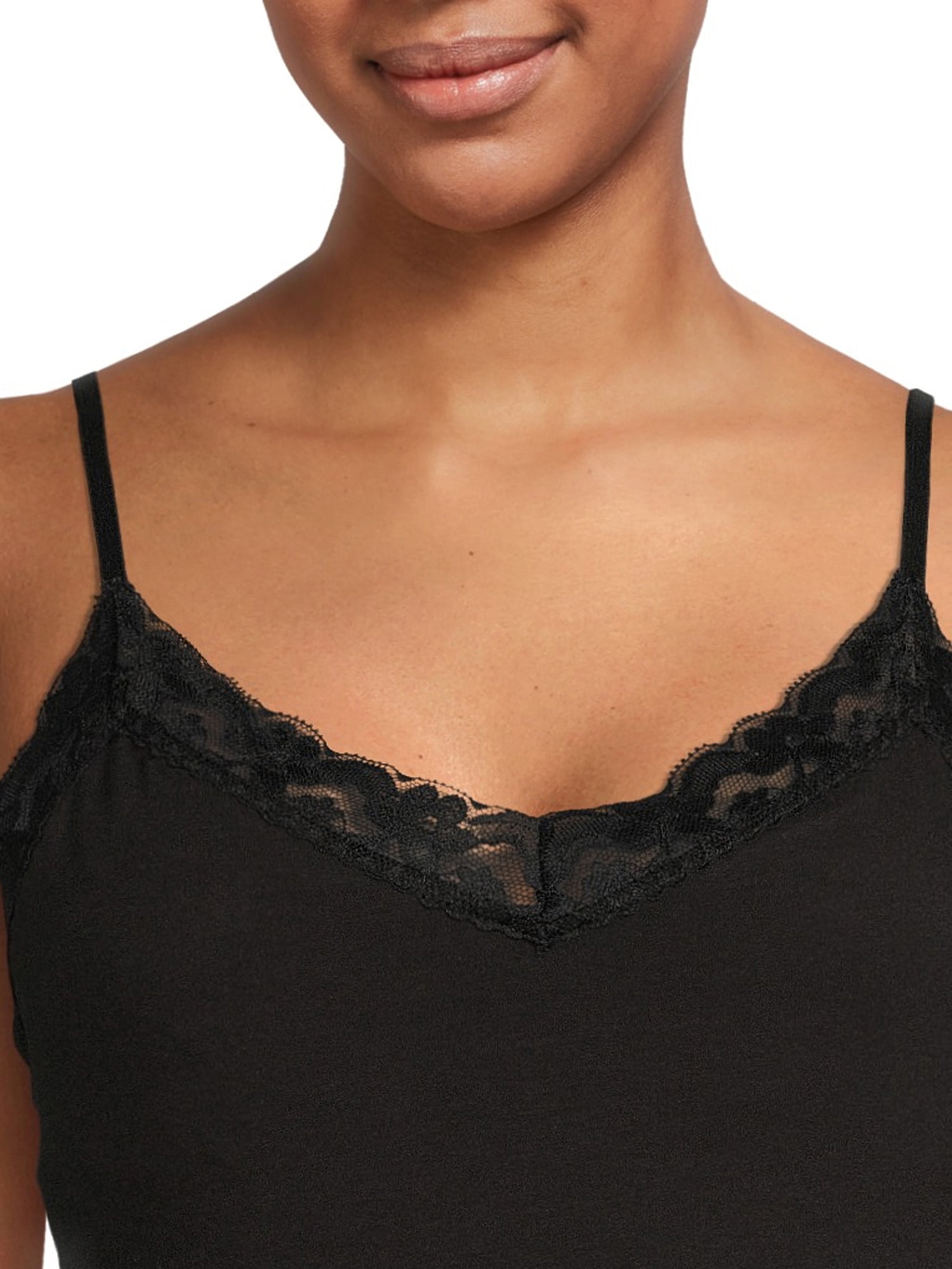 No Boundaries Junior's Lace Trim Cami 