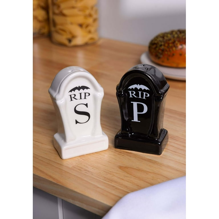 Halloween RIP Tombstone Shaped Salt and Pepper Shaker Set, 3 3/4