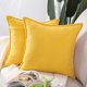 thumbnail image 1 of Juego de 2 Suave Felpilla Decorativo Funda de cojíns Lujo Estilo Fundas de Almohada para el sofá Dormitorio Amarillo Cuadrado, 1 of 4