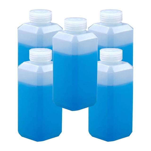 5 botellas cuadradas.