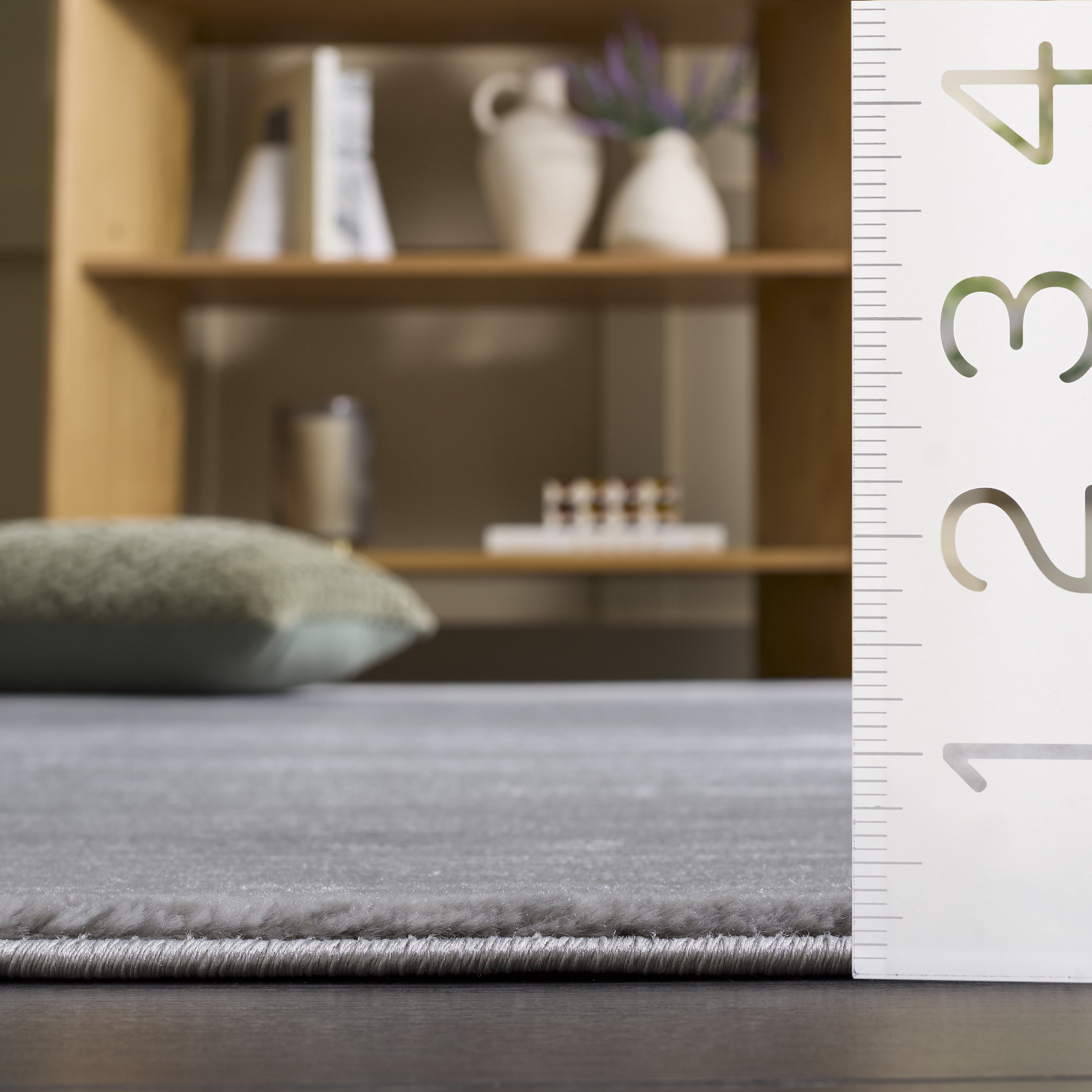 SAFAVIEH Vision Adrasteia Overdyed Solid Area Rug, Silver, 9' x 12' - Large - Modern Design, Silver, Non-Shedding & Easy Cleaning, Ideal for Living Room, Bedroom, Dining Space