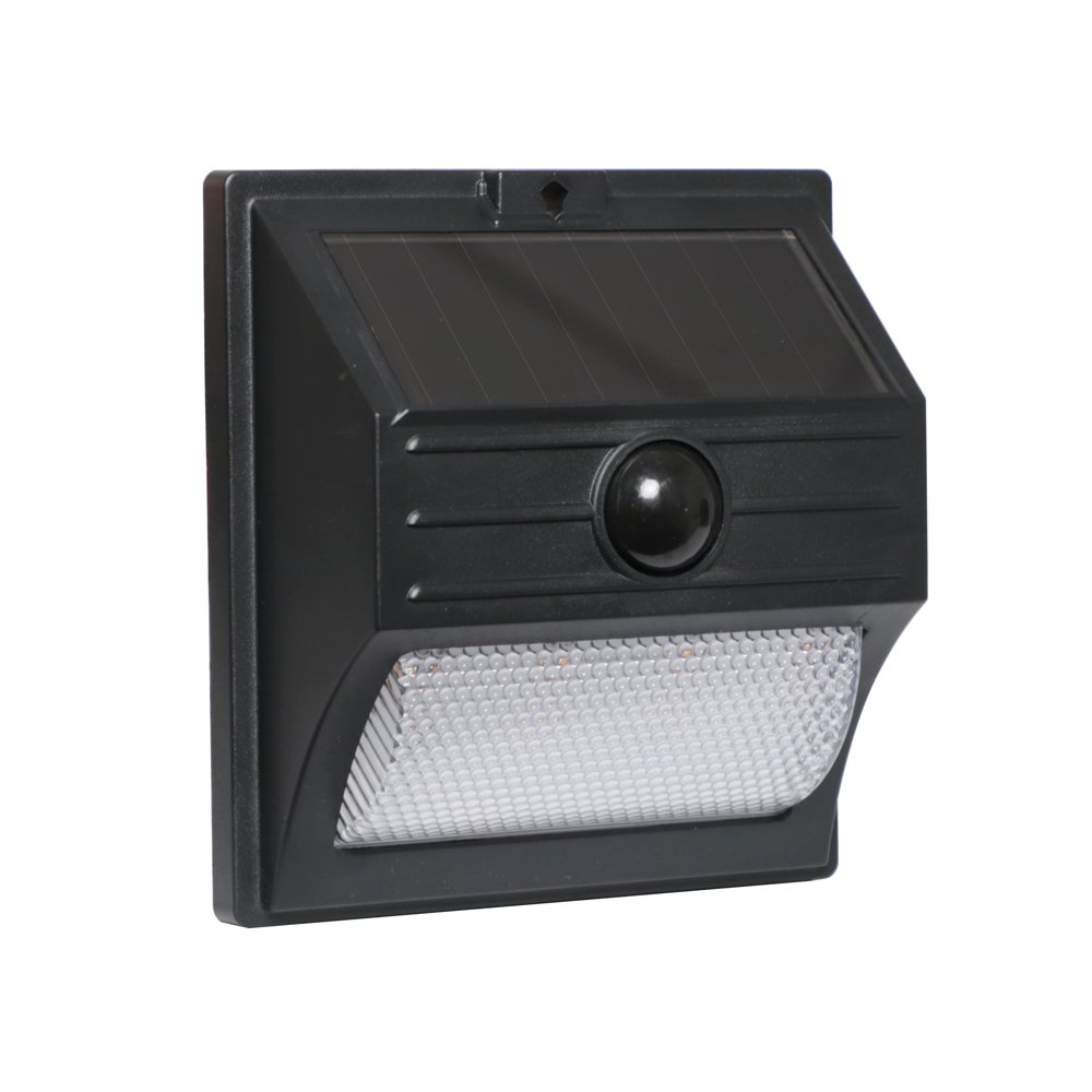 Mainstays Solar 100 Lumen Patio Deck Light, Motion Sensing LED Step