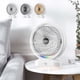 thumbnail image 1 of Mini ventilador recargable de sobremesa con luces LED de colores - Ventilador portátil USB/batería de 3 velocidades para oficina, hogar, viajes, 1 of 8