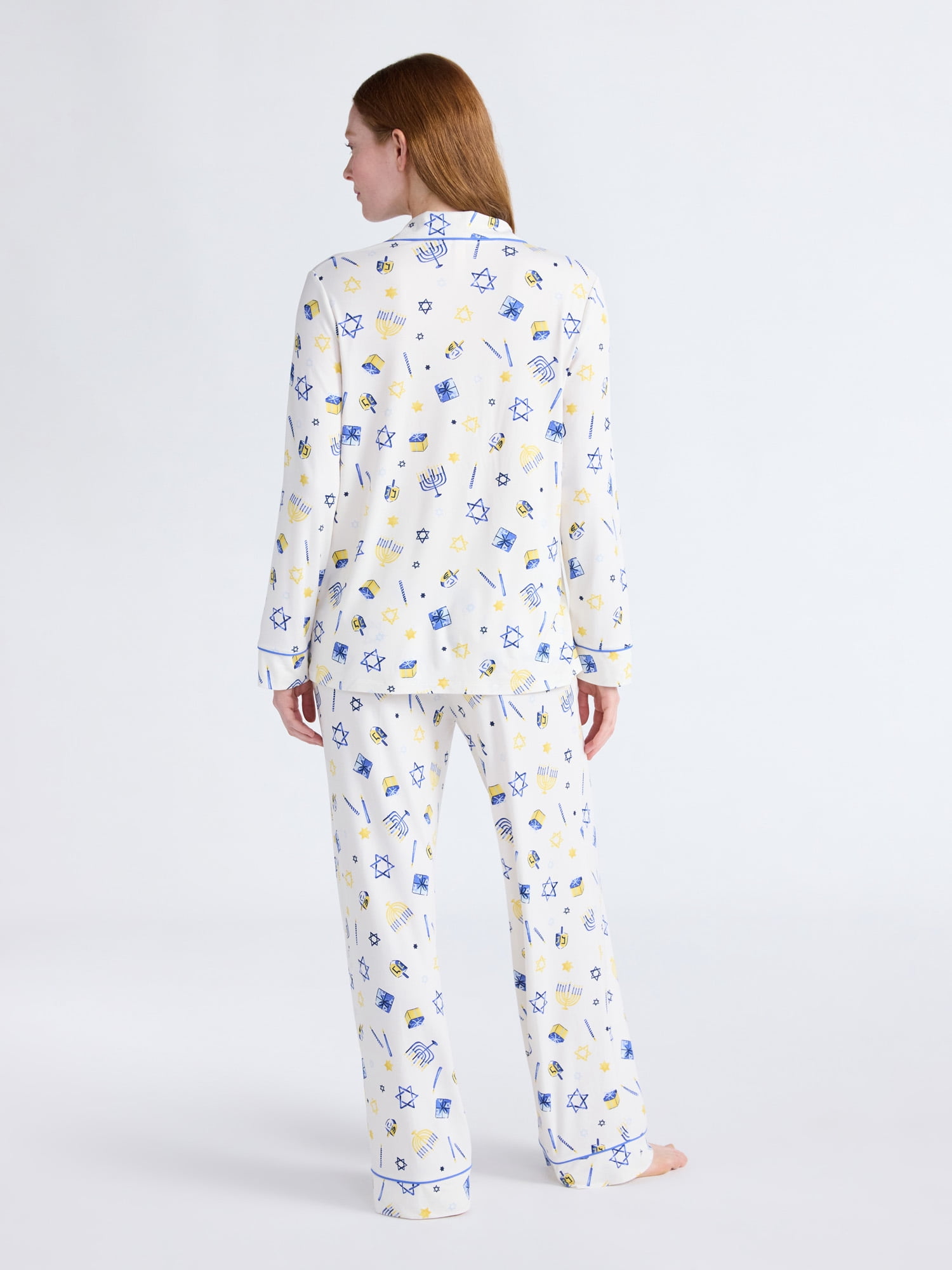 Joyspun Women’s Dreamy Soft Collection Hanukkah Long Sleeve Top and Pants Pajama Set, Sizes XS-4X