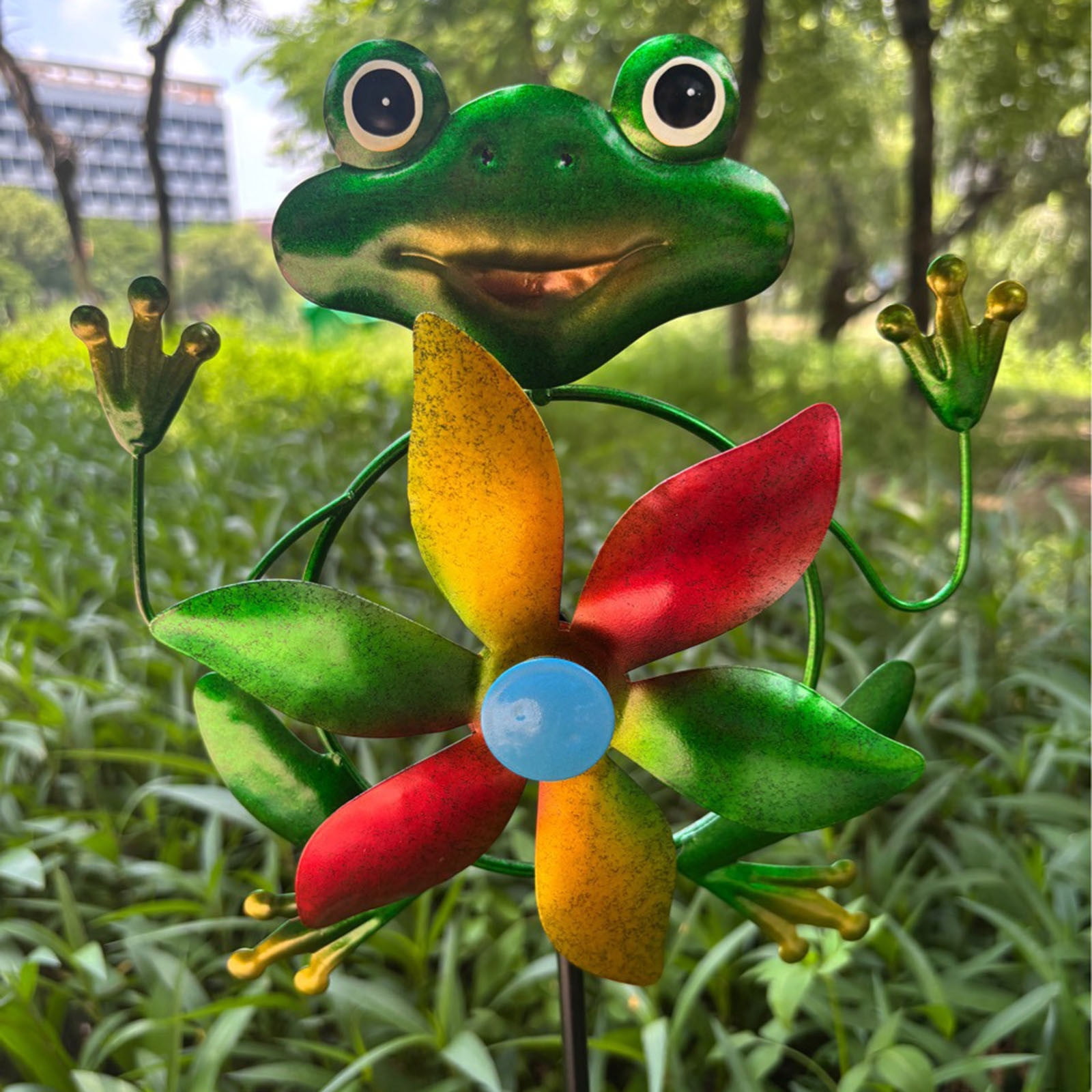 Garden Wind Spinner Outdoor, Metal Wind Sculpture for Patio and Pathway, Decorative Lawn Ornament with Ground Stake, Yard Art for Garden and Backyard,