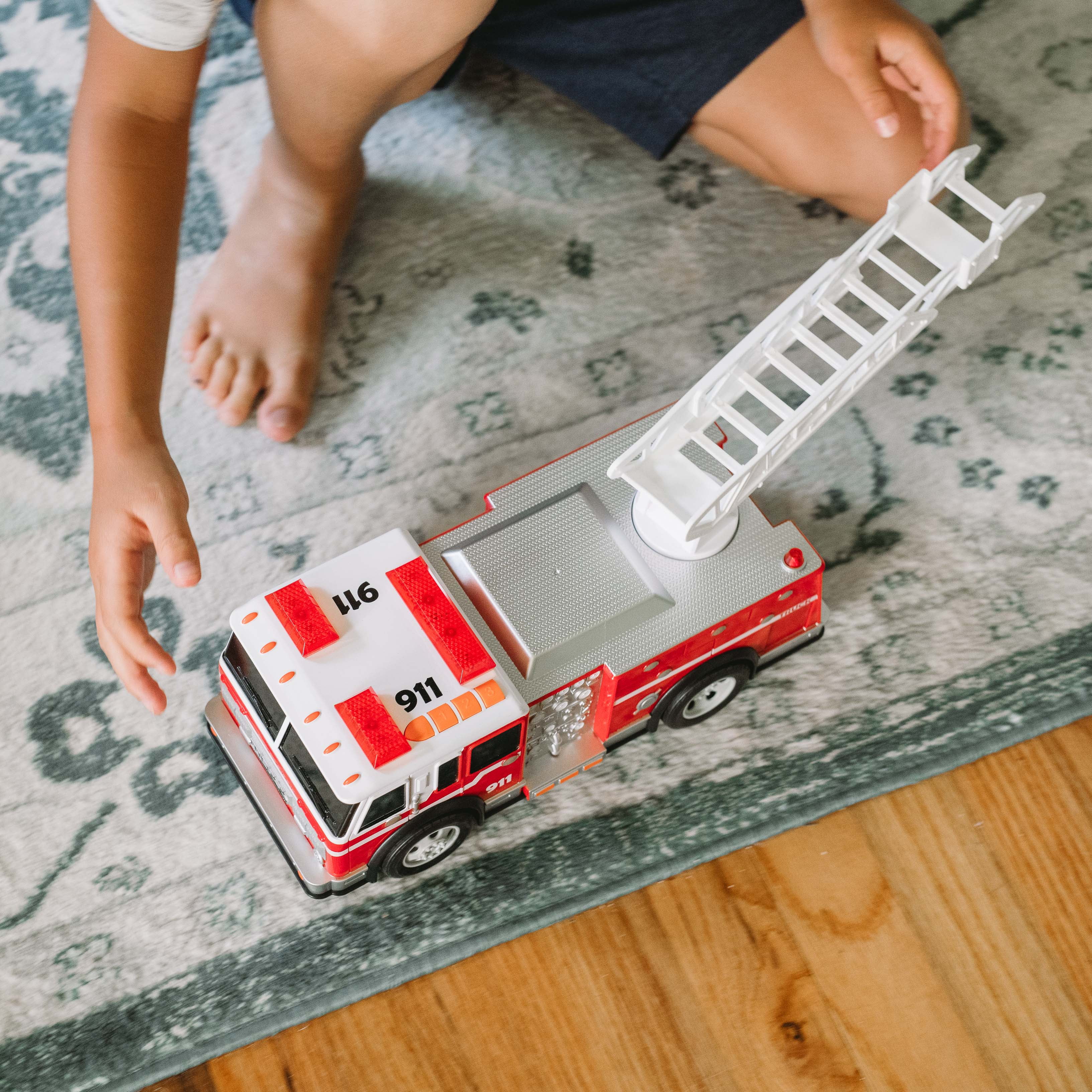 Maxx Action Large Firetruck with Extendable Ladder – Lights & Sounds Motorized Rescue Vehicle