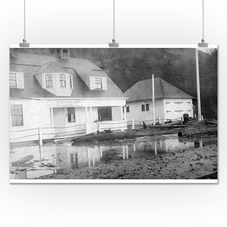 Tillamook Bay, Oregon - Tillamook Bay US Coast Guard Station (24x36 Giclee Gallery Print, Wall Decor Travel