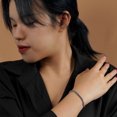thumbnail image 4 of JeenMata Pulsera de Tenis de 3 Quilates con Zafiro Azul de Corte Redondo, Diseño de Eternidad, Chapado en Oro Blanco, para Mujer y Adulto, 4 of 6