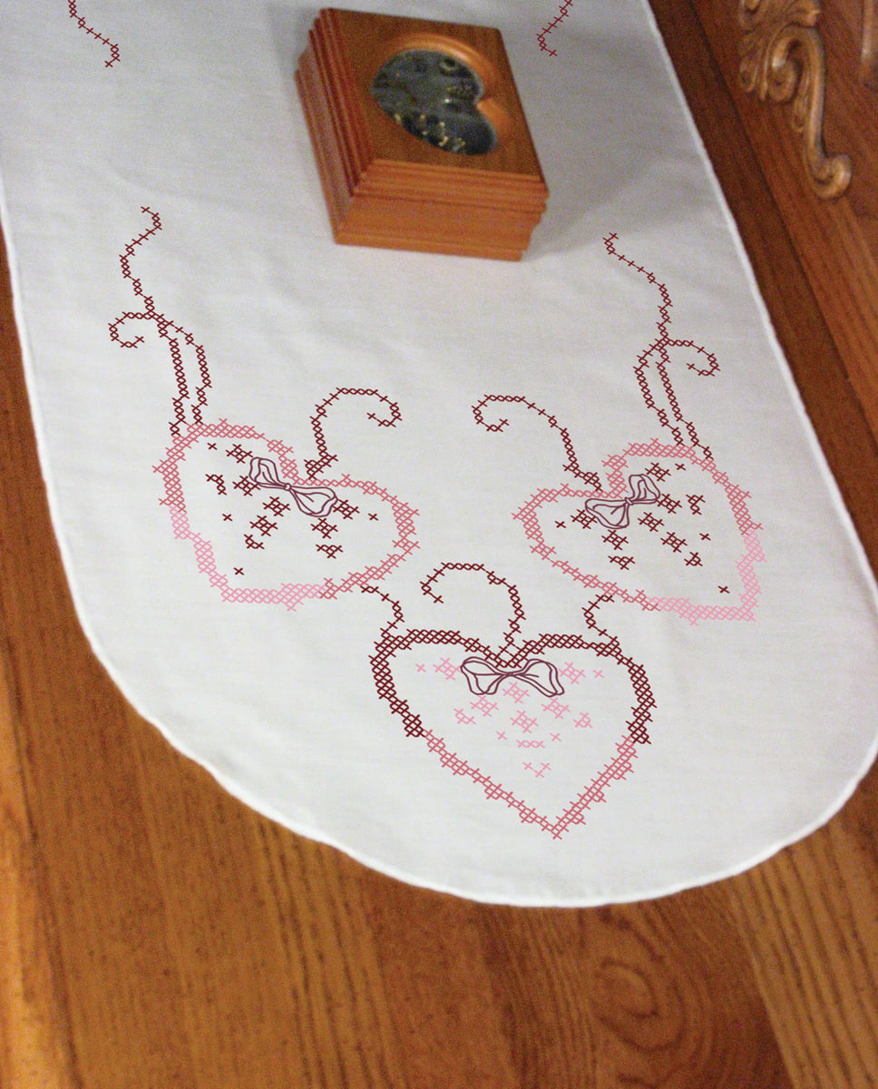 Fairway 18265 Dresser Scarf Cross Stitch Three Hearts Design White Perle Edge