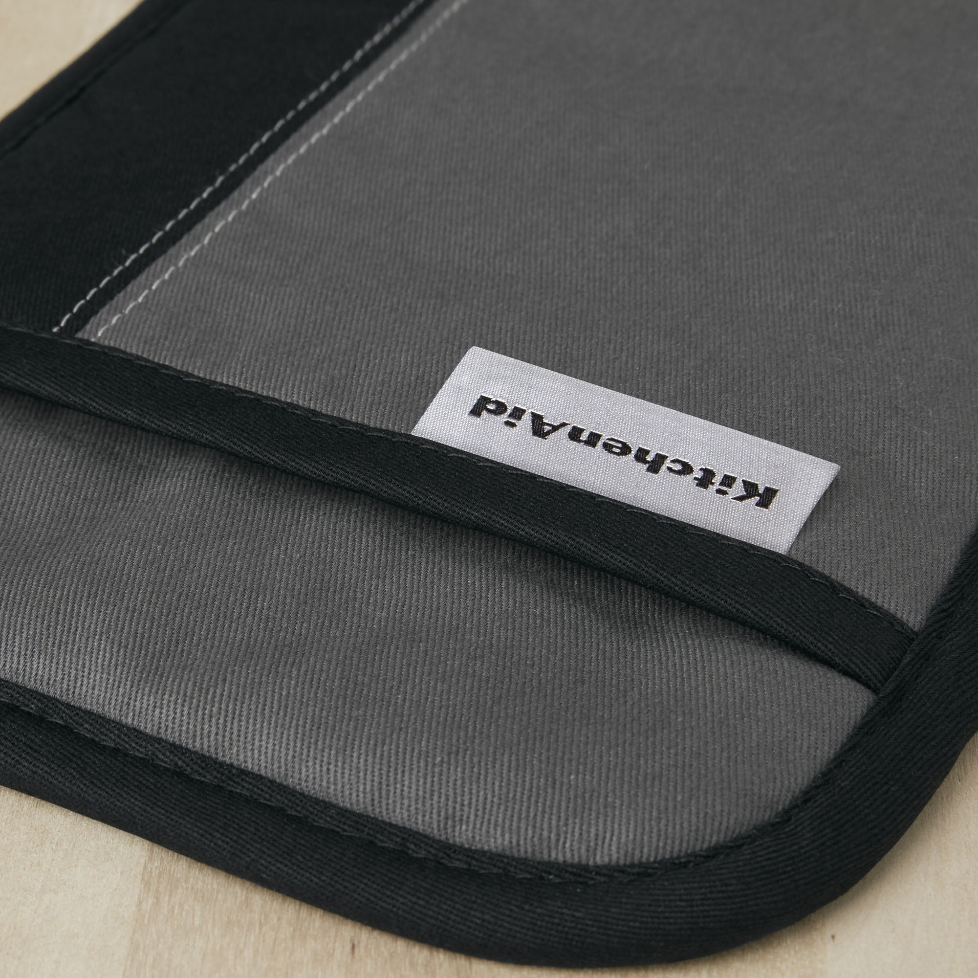 KITCHENAID Beacon Two-Tone Pot Holder 2-Pack Set, Contour Silver/Matte Black, 7"x10"