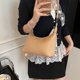 thumbnail image 3 of Bolso de mano de moda para mujer, nuevo estilo primavera-verano 2025, moderno, informal, con textura, bandolera de color liso, 3 of 5