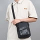 thumbnail image 1 of Camiseta de Camuflaje Grande Capacidad Shoulder Bag, Bolso Hombro Impermeable con Multiples Cremalleras, Deportivo, Para Viajar, Resistente al Agua, Organizador de Equipaje, con Correa, 1 of 8
