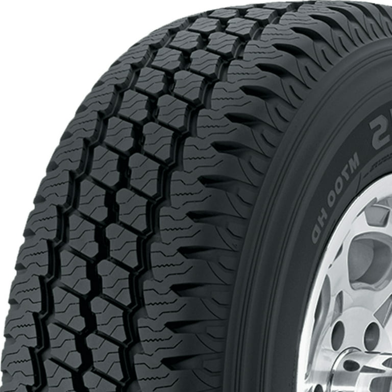 Bridgestone Duravis M700 HD All Terrain LT245/75R16 120/116R E Light Truck  Tire | Autoreifen