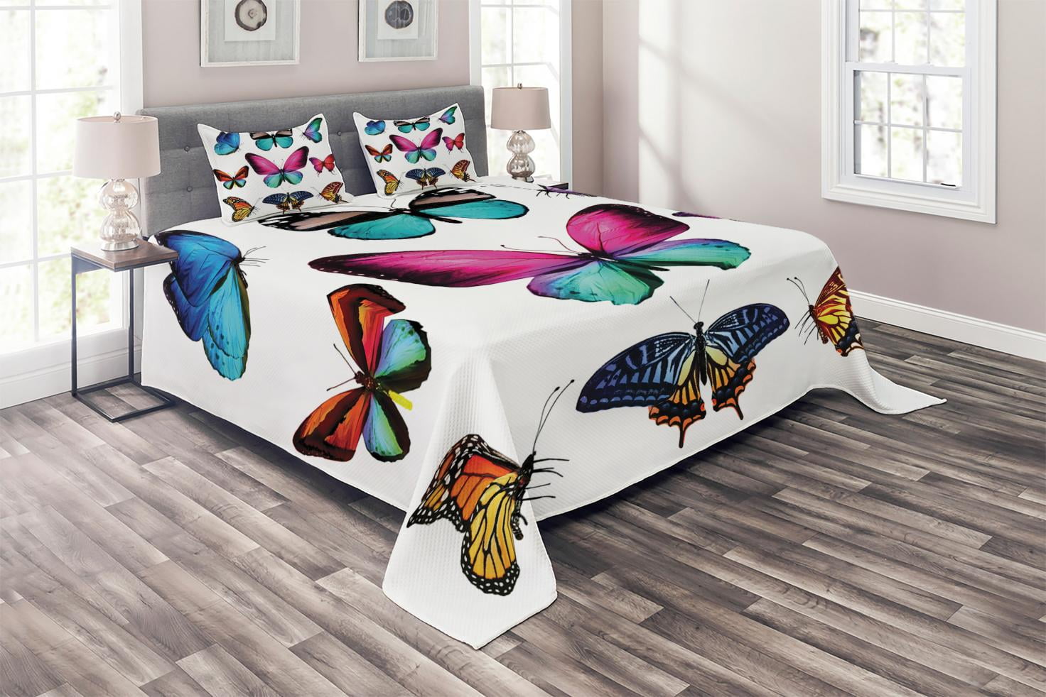 Butterfly Coverlet Set Queen Size, Vibrant Butterflies Flying in the ...