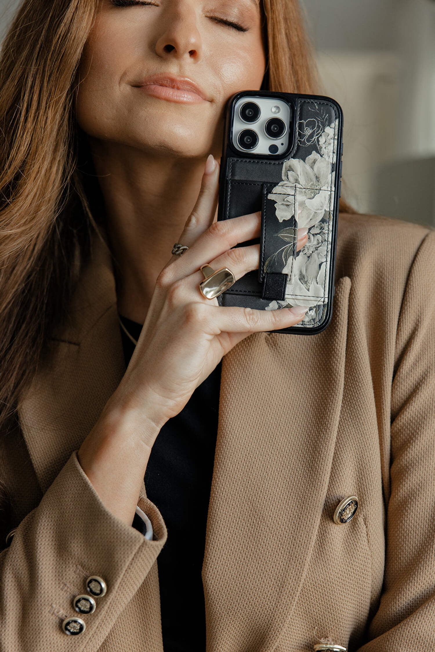 Walli Cases Dusky Bloom Phone Case with Wallet and Finger Strap