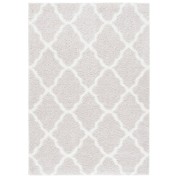 SAFAVIEH Tahoe Gerald Quatrefoil Shag Area Rug, 6'7" x 8'7", Silver/White