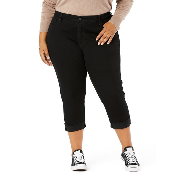 Signature by Levi Strauss & Co.™ Women's Plus Size Mid Rise Capri Jeans -  Walmart.com