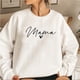 thumbnail image 2 of Sudadera con capucha para mamá, sudadera con mensaje de revelación de embarazo, sudadera con texto en inglés "Mama To Be", regalo para mamá, suéteres de manga larga para mujer, sudaderas con capucha g, 2 of 4