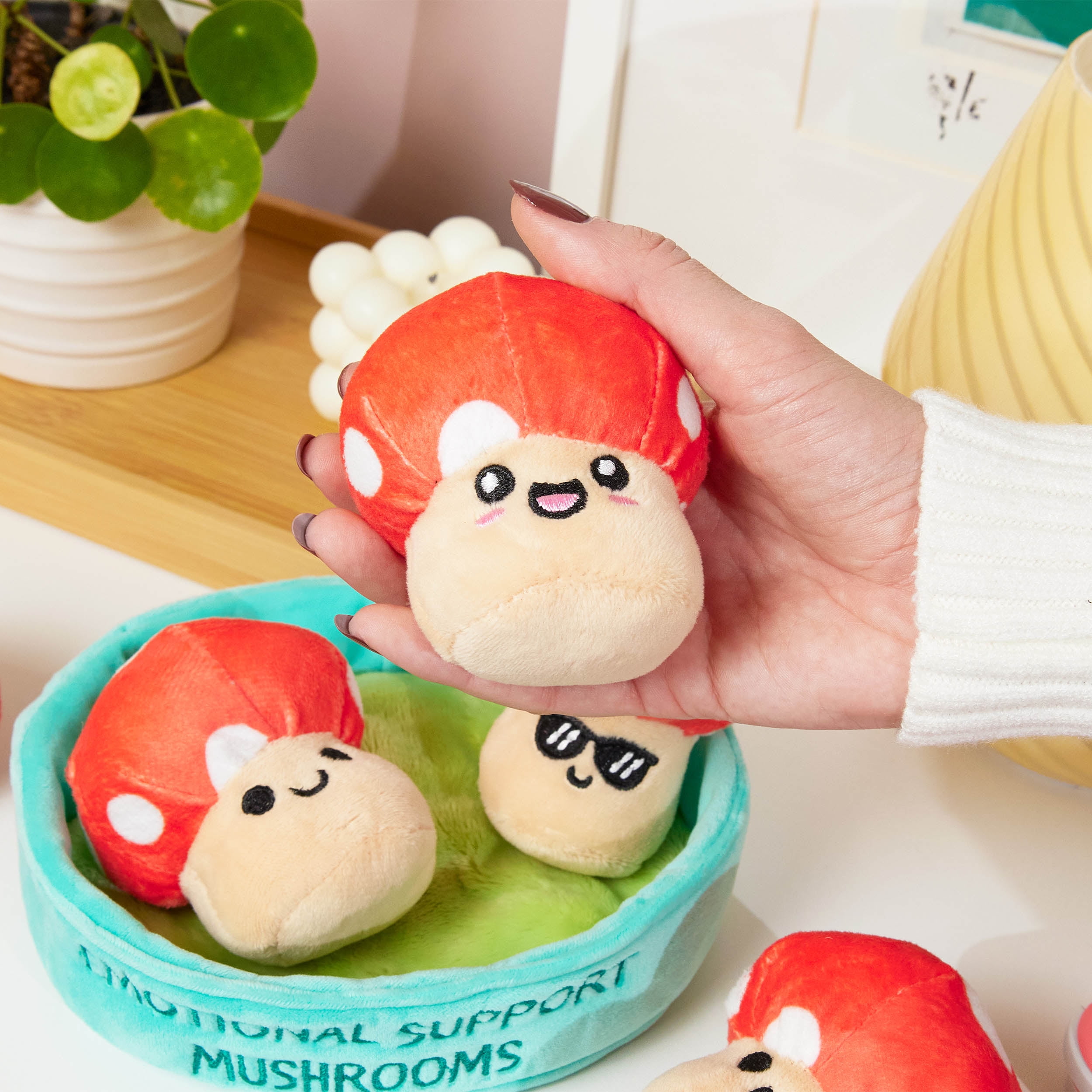 Emotional Support Lattes Fall Plushies - 5 Adorable Stuffed Coffee Toys In A Basket, Gift For Coffee Lovers
