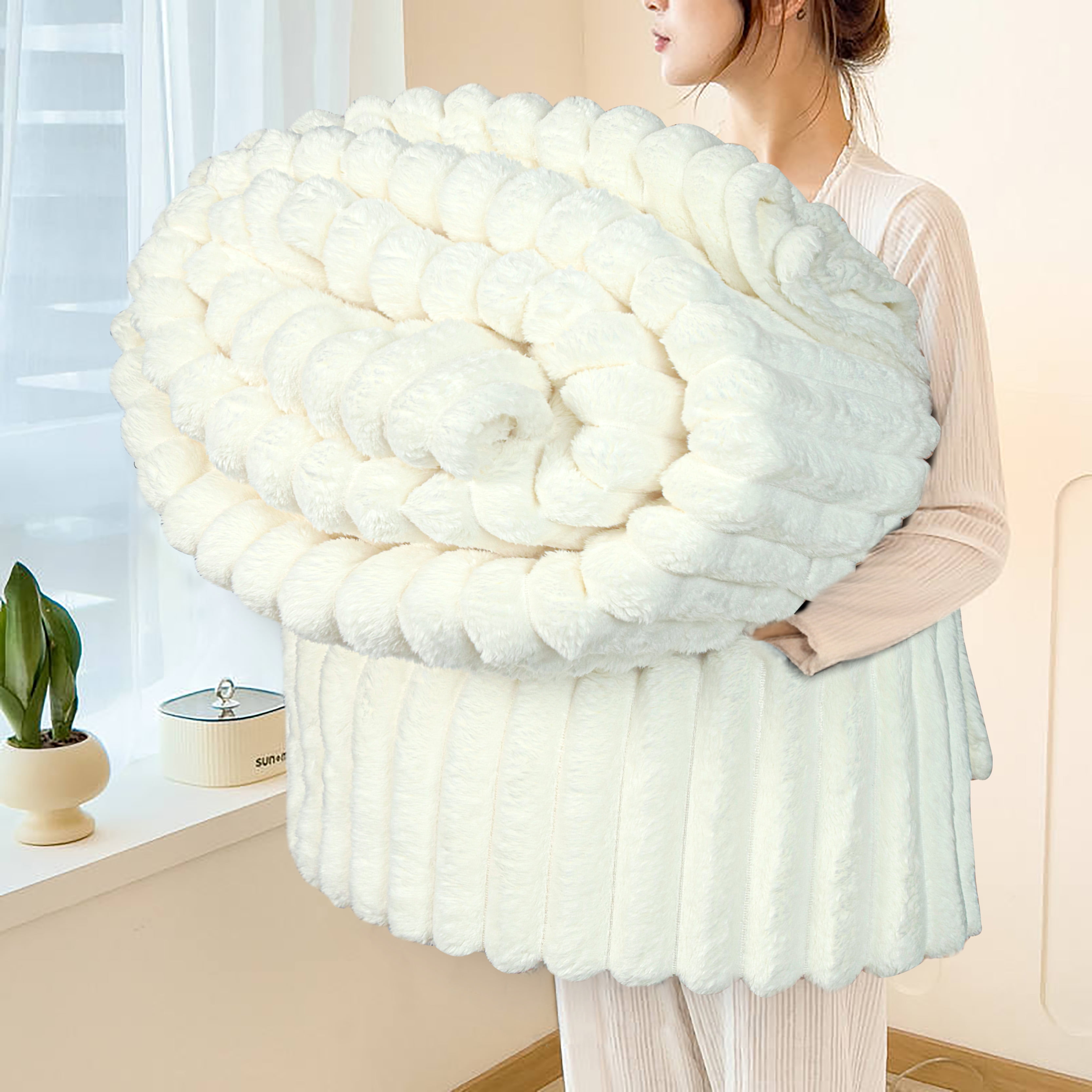 Oversized Queen Blanket for Bed (90”x100”), 400GSM Super Soft & Warm Fleece Throw Blankets for Bed, Couch, Sofa - 3D Ribbed Fluffy Lightweight Blanket All Season&nbsp;Use