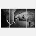 thumbnail image 2 of Éléphants Montrant de l'Affection - Impression d'Art Abstrait sur Toile, 2 of 3