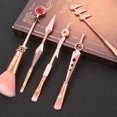 thumbnail image 2 of Juego de brochas de maquillaje de anime japonés de 5 piezas, juego de brochas de maquillaje de regalo para cosplay de anime cosmético para mujeres, 2 of 7