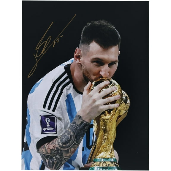 Lionel Messi Argentina National Team Autographed 12" x 16" 2022 FIFA World Cup Final Trophy Photograph - Signed in Gold - Fanatics Authentic Certified