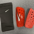 thumbnail image 3 of Protectores de piernas para deportes de fútbol, calcetines, equipo de protección para patadas de fútbol, protección anticolisión, protector de piernas para adultos y niños, tapón para espinilleras, 3 of 5