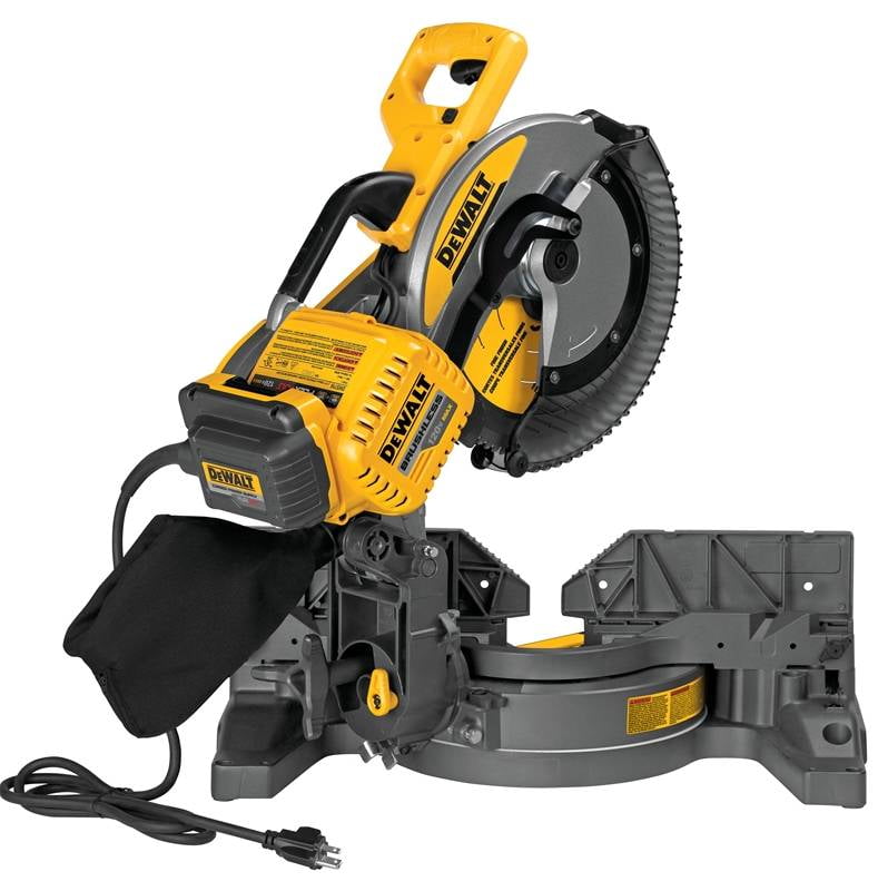Image of DeWalt DHS716 circular saw at Walmart