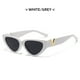 thumbnail image 1 of Glamour de lujo para mujer, gafas de sol de marca a la moda, gafas de diseñador en V, ojo de gato, gafas elegantes de pasarela para mujer UV400, 1 of 5